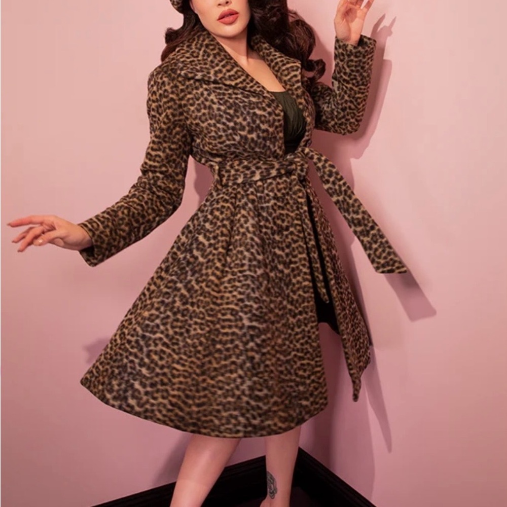 Vixen by Micheline Pitt Leopard Starlet Coat, size Small; belted, pockets, etc - Picture 2 of 5